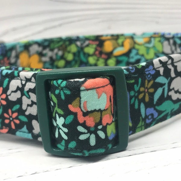 Fall Dog Collar for Girl Boy - Hunter Green Floral