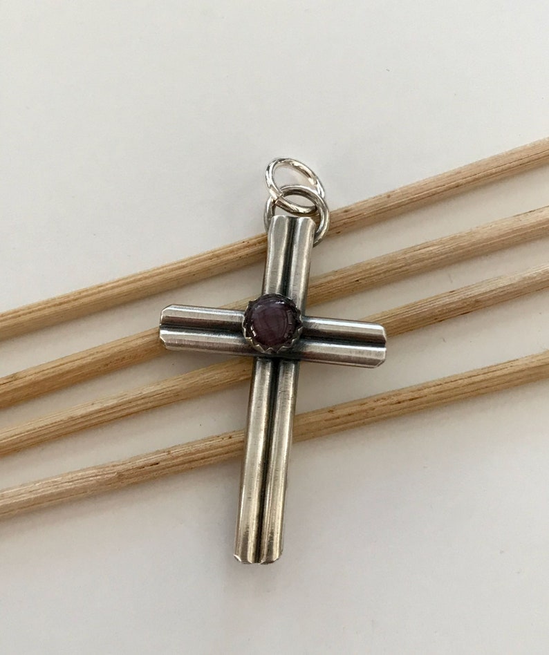 Sterling Silver Cross Purple Cat/'s Eye Religious Thick Sterling Silver Cross