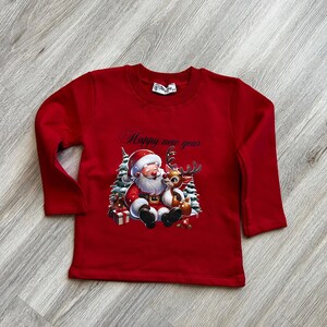 Red “Happy New Year” Santa and Reindeer Kids Sweatshirt – Sizes 2-3, 3-4, 4-5, 5-6 Years | Festive Holiday Apparel for Boys & Girls