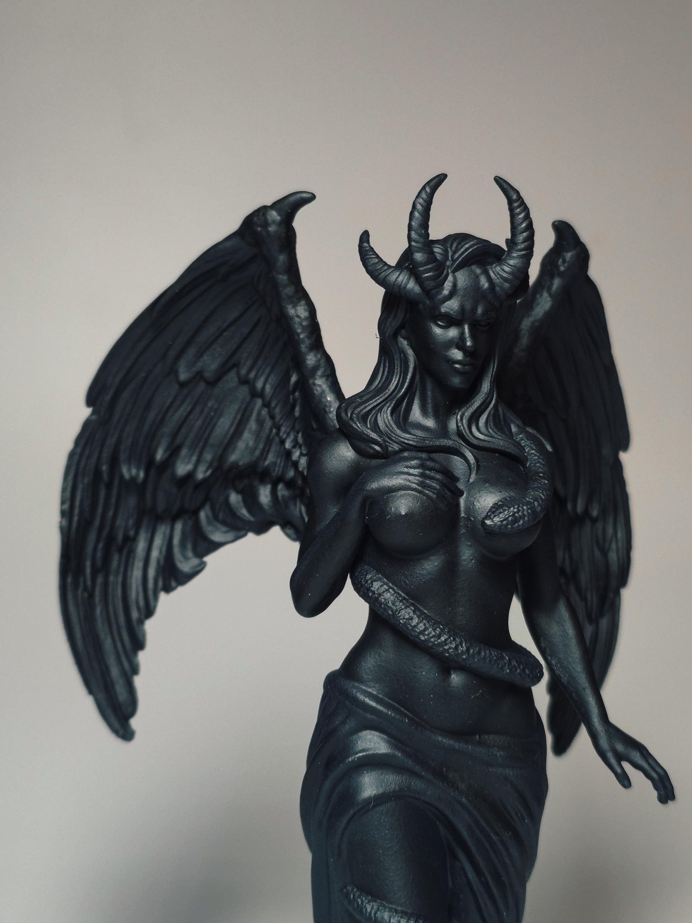 Lilith Goddess Statue | Sumerian Deity for Wicca Altar & Witchcraft ...