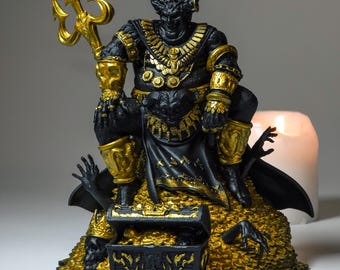 マモンの置物：富の呪文のための角のある神の像 - Etsy 日本