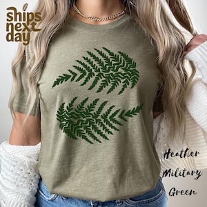 Comfort Colors Leaf Shirt for Women, Fern Leaf T-shirt, Mom Clothing Gift, Gift for a Gardener, Fern Print Shirt, Cute Fern Tee for Her