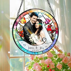 Benutzerdefinierte Foto Buntglas Suncatcher - personalisierte Fensterbehang, Hochzeitstag Geschenk für Paar, Valentinstag Geschenk für Mann Frau