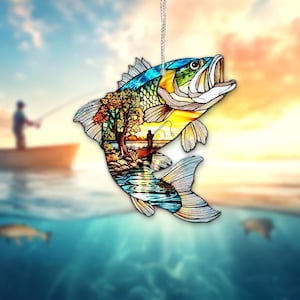 Sonnenuntergang Fischer Suncatcher - Kunstglas-Bass-Fisch-Fensterkunst, Geschenk für Naturbursche, Hüttendekor, Mannhöhlen-Wandbehang