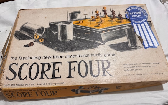 Vintage SCORE FOUR game