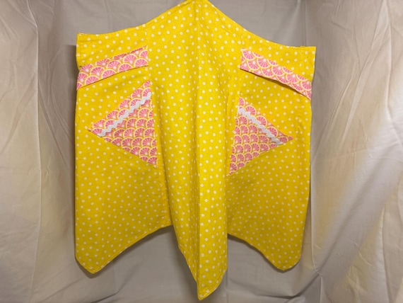 Apron Retro styled Pink and Yellow with Grapefruits