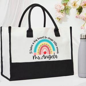 Il faut un grand coeur pour former des petits esprits Sac arc-en-ciel, Sac fourre-tout personnalisé pour enseignant, Sac personnalisé en toile de jute pour crayons, Cadeaux de Noël pour enseignant