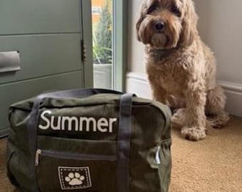 パーソナライズされたペット旅行バッグ：防水犬用ウィークエンドホールドオール