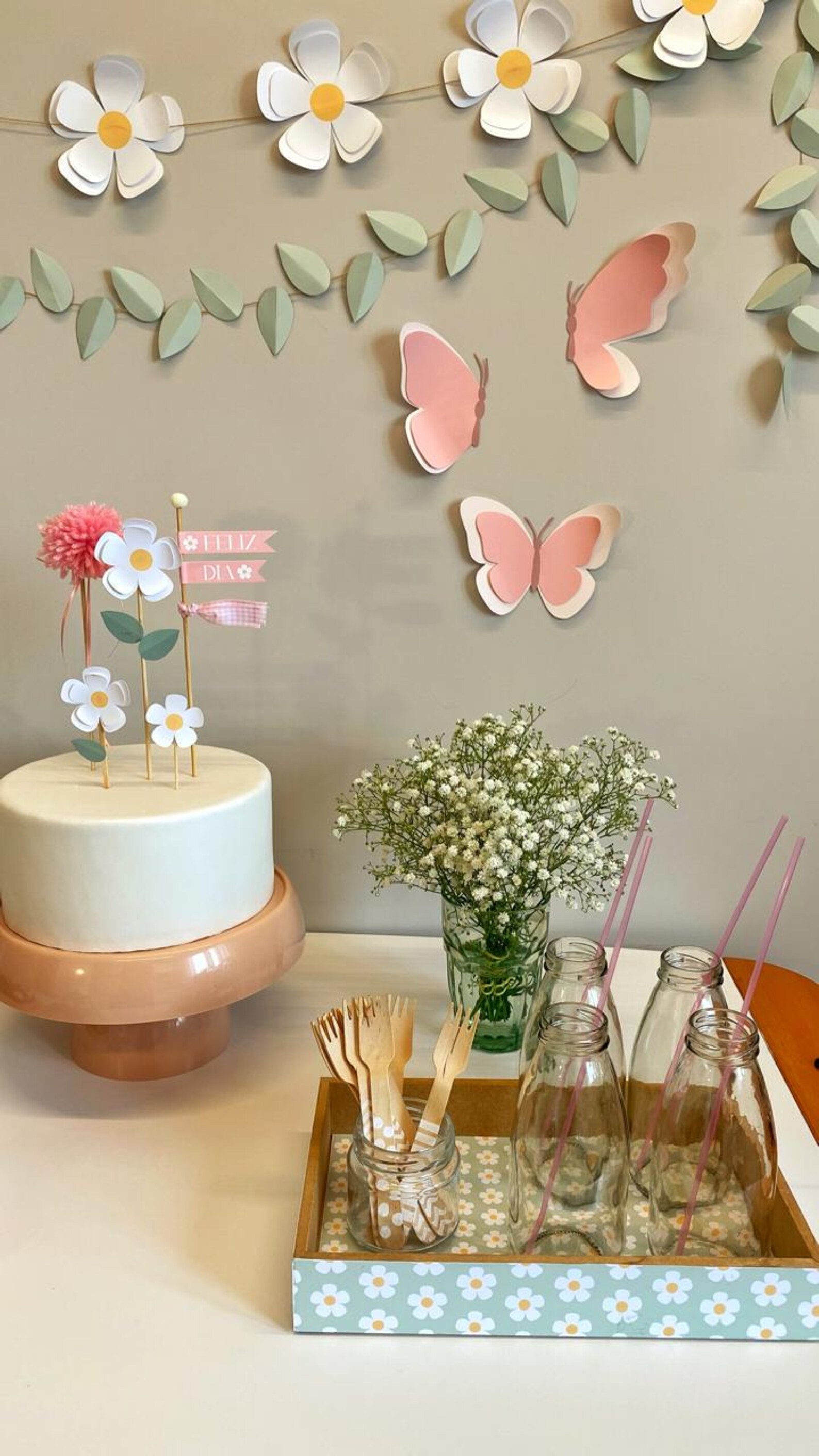 Personalised Daisy 1st Birthday Decorations Printable Daisy Party Decor ...