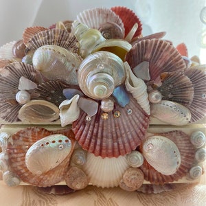 Sunset over the Bay seashell box