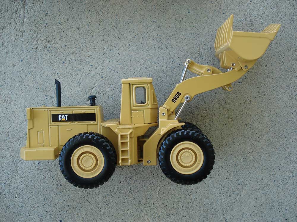 cat front loader toy