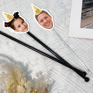 Aangepaste gezicht foto roerstaafjes/volwassene 21e 30e 35e 40e 50e verjaardagsfeestje decoraties/Verjaardagsbedankjes/Gepersonaliseerde cocktailroerstaafje