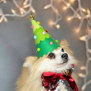 Christmas tree hat with red color bow tie  for  dog  or cat for Christmas costume