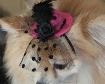 Cute  hot pink  color  mini  hat with   feather and   flowers for dog or cat