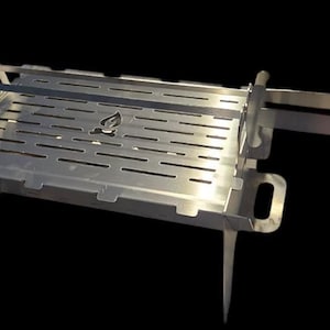 Stainless steel plug-in grill