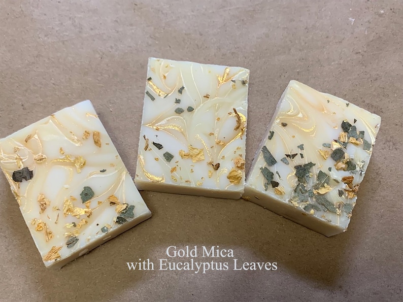 custom soap favors with eucalyptus leaves and gold mica