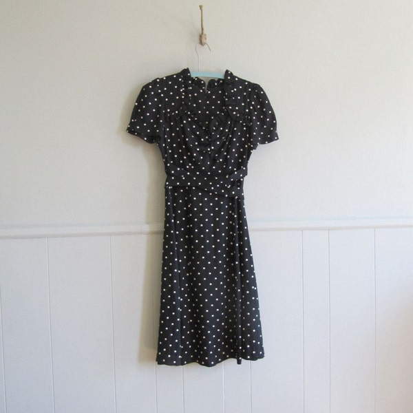1970s vintage black and white polka dot ruffled rayon dress SM