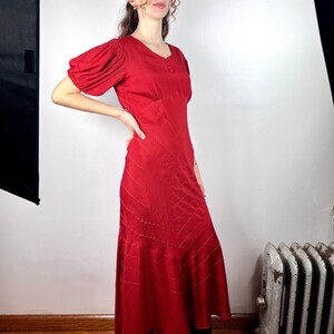 Vintage 30s 40s Red Crepe Dress / 1940s 1930s Vintage Dress / RARE / Fishtail Skirt Puff Sleeves / Pin Up Pinup Rockabilly VLV / Small XS image 1