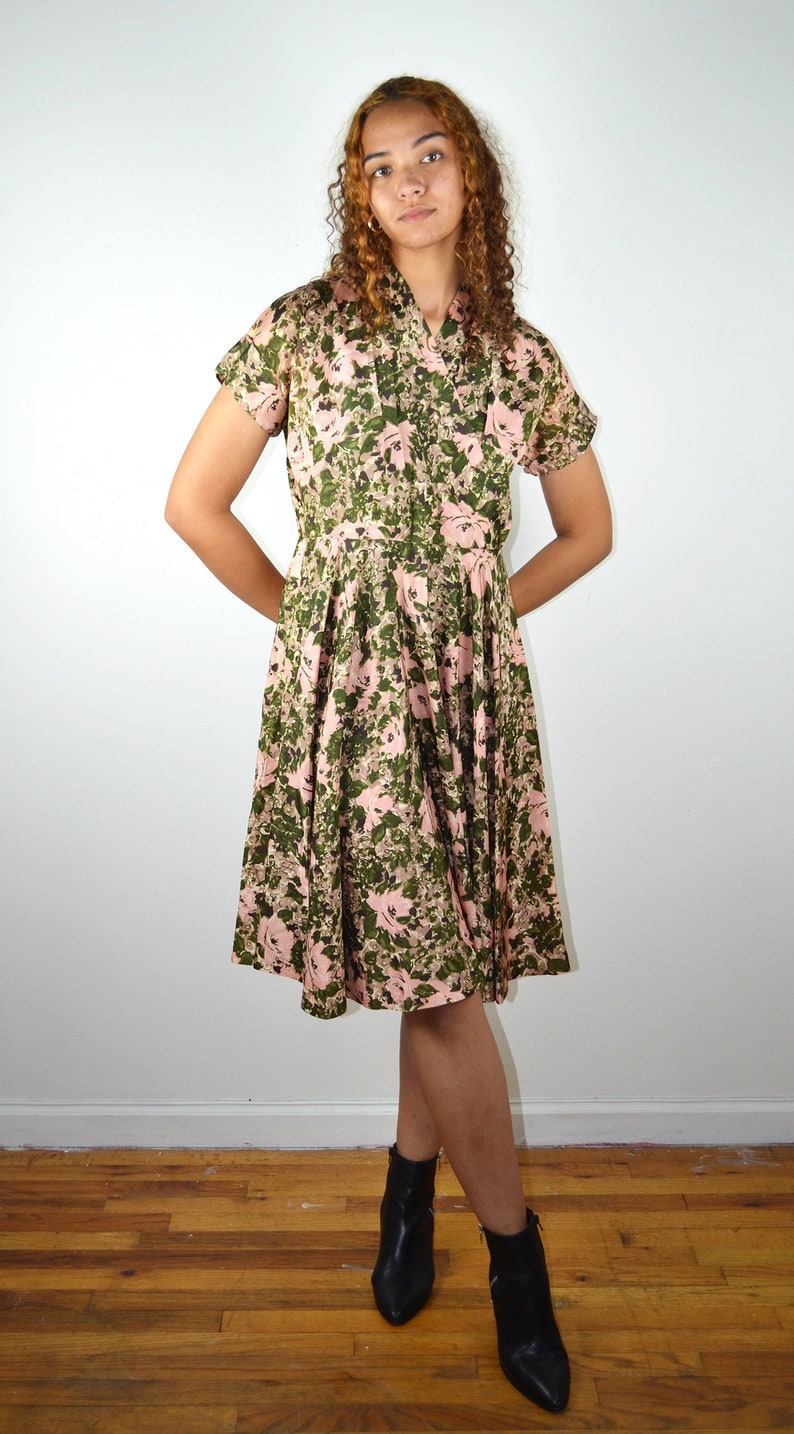 Vintage 50s Dress Floral Silk Dress 1950s Vintage New Look Dress VLV Pin Up Pinup 1950s Cocktail Dress Medium Large Pleated Cuffs