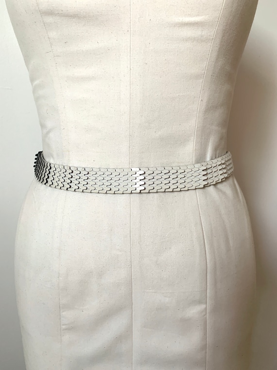 Vintage Belt 1980s 1990s White Metal Stretchy Elas