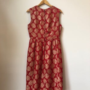 Vintage 1960s Red & Gold Brocade Flower Print Dress, 60s Metallic Brocade Sleeveless Knee Length Dress, 1960s Wiggle Dress with Hip Bow image 2