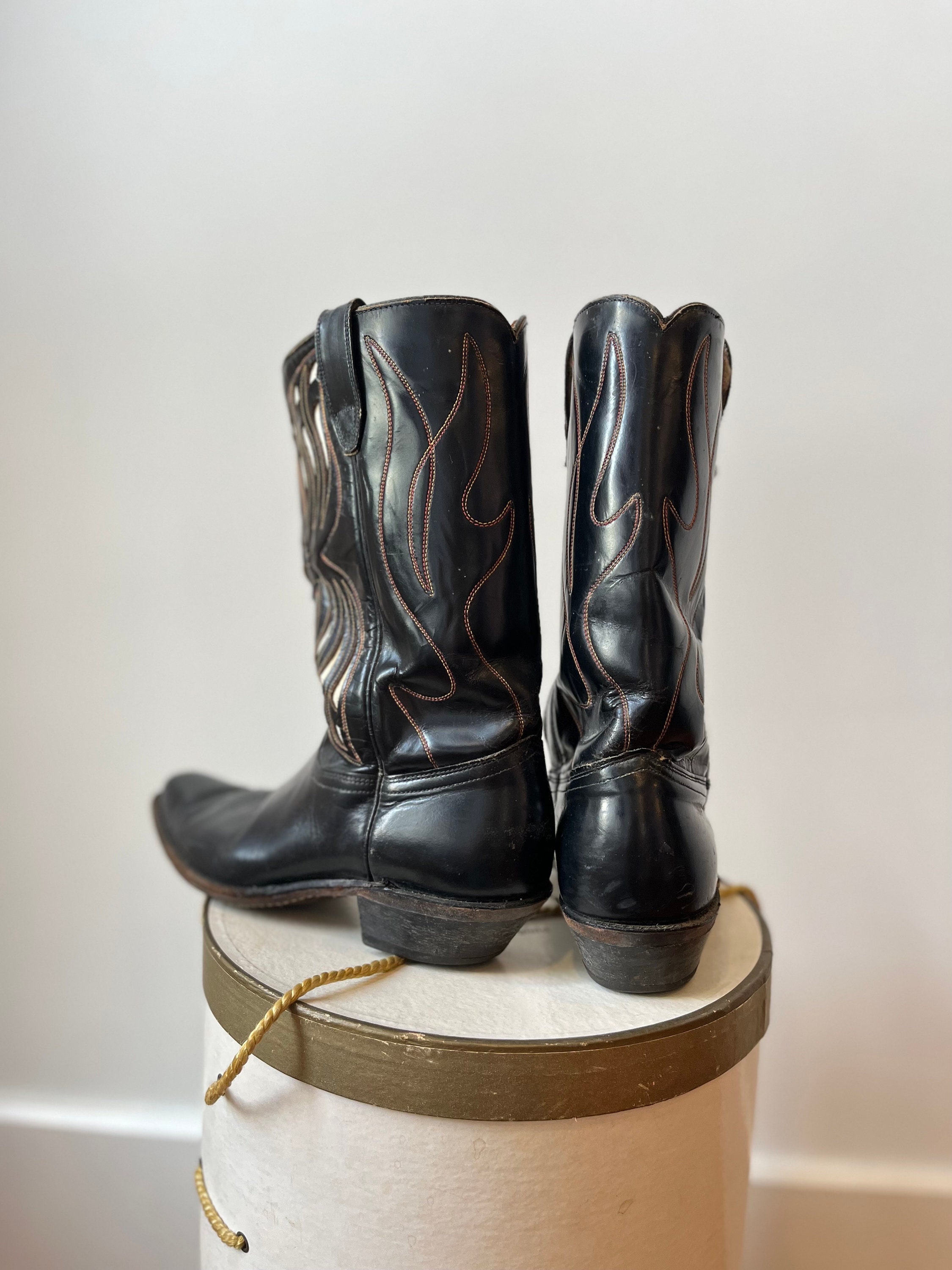 Vintage 50s ACME Thunderbird Boots, Black Gold Red Cutout Thunderbird Inlay, Thunderbird Embroidered 1950s ACME Boots, Mens 8D Womens 9.5 - Etsy Vintage 50s ACME Thunderbird Boots, Black Gold Red Cutout Thunderbird Inlay, Thunderbird Embroidered 1950s ACME Boots, Mens 8D Womens 9.5 - Etsy