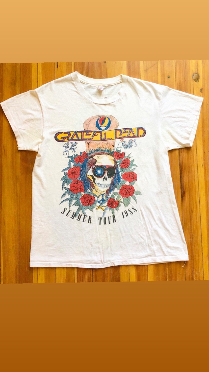 80s Grateful Dead t-shirt, The Grateful Dead 1988 Summer 80s Grateful Dead t-shirt, The Grateful Dead 1988 Summer