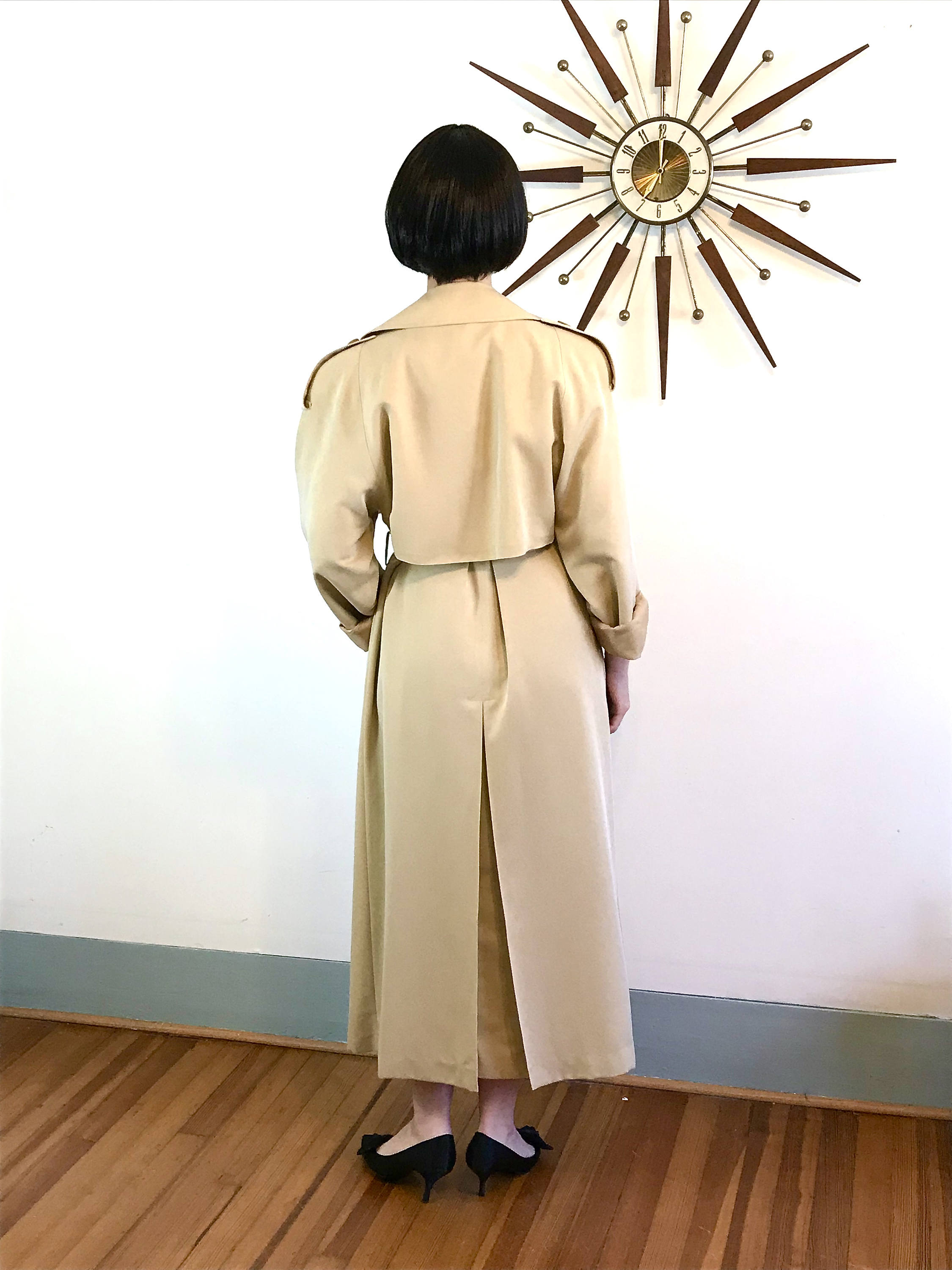 Neiman Marcus trench coat, Womens Trench coat, Soft Rayon, Khaki trench