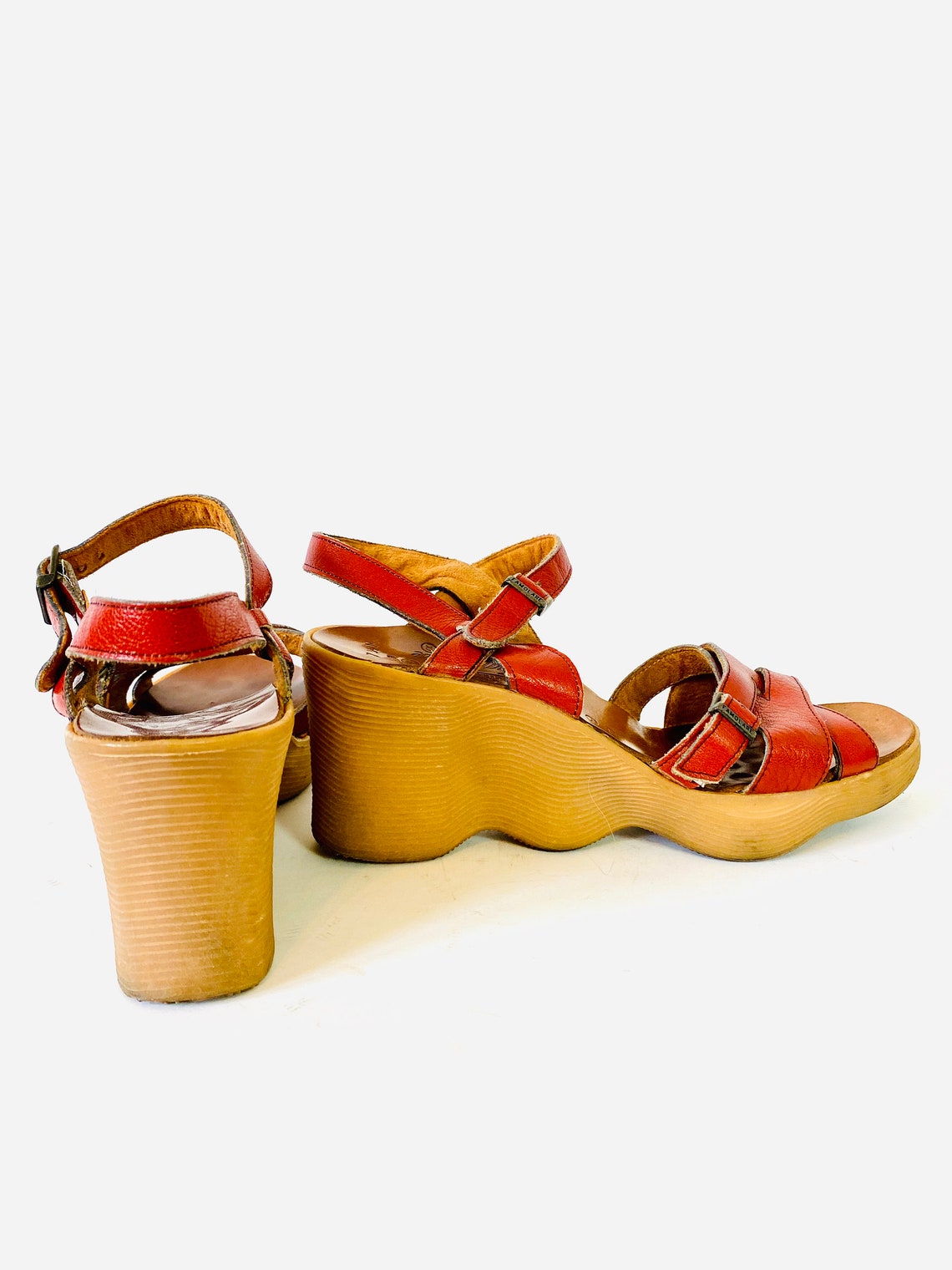 Famolare 70s platform heels Vintage 1970s hippie shoes