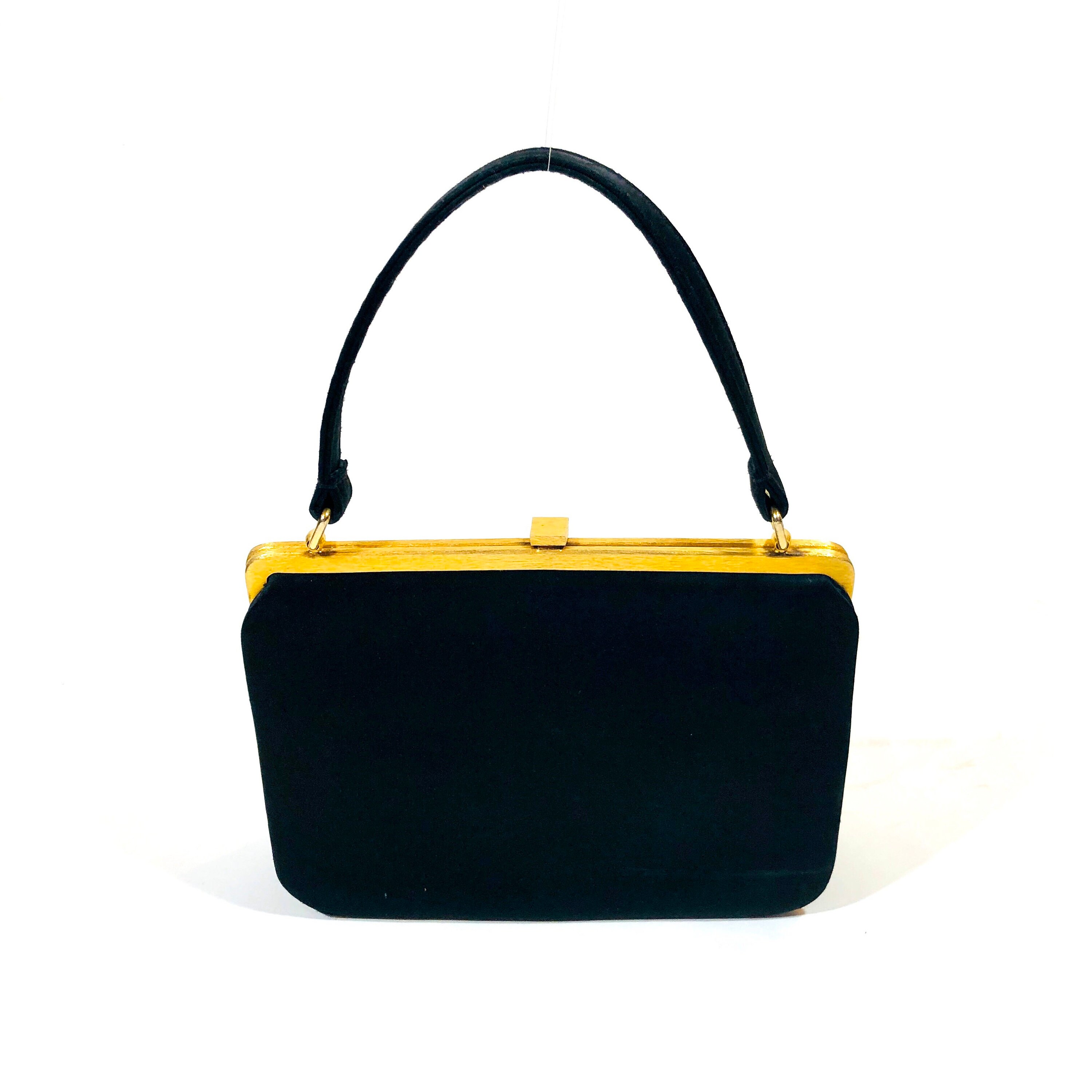 Handles Of A Purse In Spanish IUCN Water