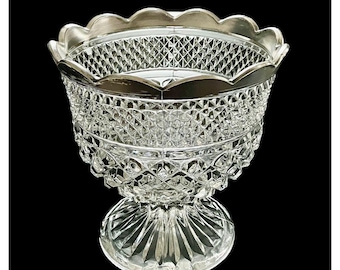 Vintage Anchor Hocking Wexford Crystal Platinum Trim Centerpiece Bowl 7.25"