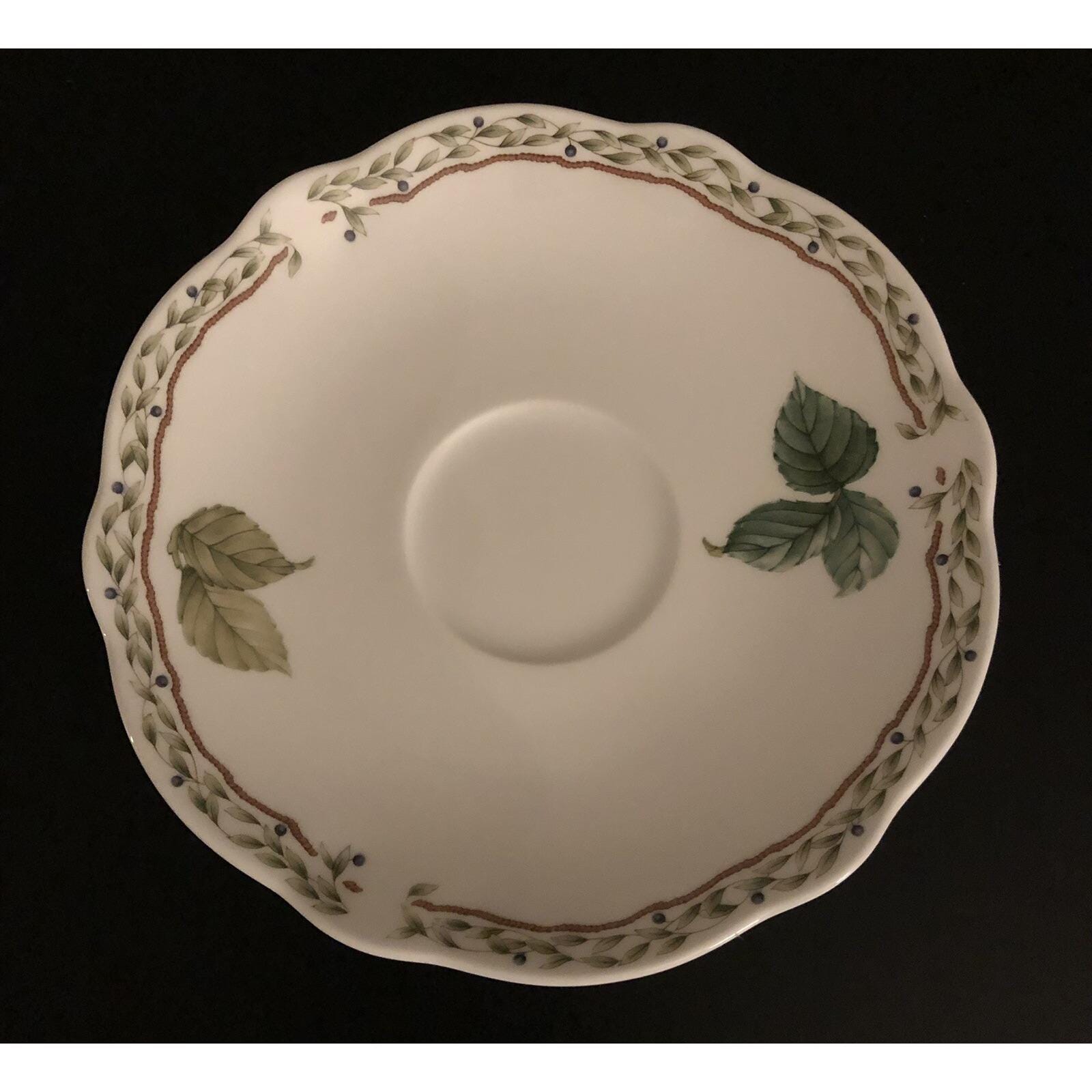 Set of 7 Brand New Noritake Primachina Royal Orchard 5-7/8