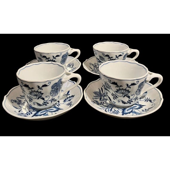 Set of 4 Vintage Blue Danube China Tea Cup & Saucer Set Japan