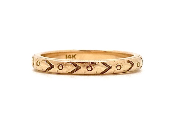 V I N T A G E // floral patterned wedding band / 1