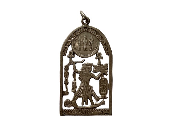 V I N T A G E // balancing act / Egyptian silver p