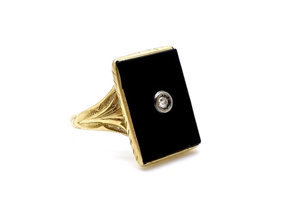 V I N T A G E // nouveau onyx / 14k ring / onyx wi