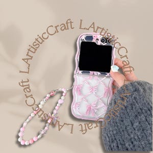 Custodia protettiva con bordo ondulato per Samsung Galaxy Z Flip7 Flip6 Flip5 Flip4 Flip3 con stampa fiocco kawaii rosa