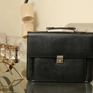 Black Leather Men&#39;s Briefcase – Laptop Messenger Bag, Office Shoulder Bag, Perfect Christmas Gift for Him