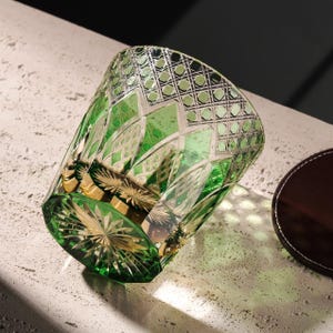 Hand-Carved Retro Crystal Rocks Glass Unique Bourbon Whiskey Tumbler Japanese Barware Gift Set for Men Birthday or Father&#39;s Day Gift Idea