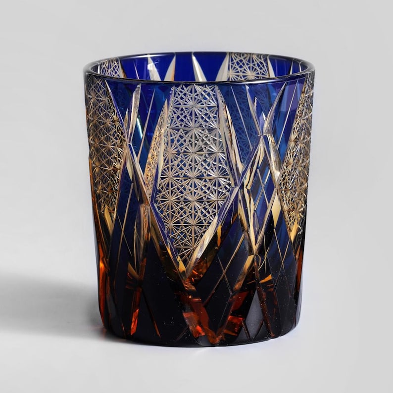 Hand-Carved Kiriko Amber Whiskey Glass Premium Japanese Crystal Tumbler Retro Bourbon Rocks Glass Unique Birthday Gift for Whisky Lovers