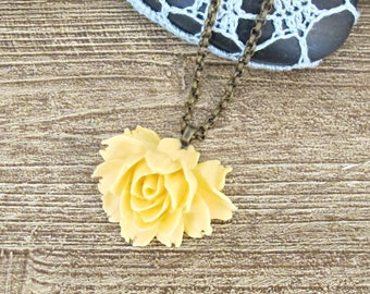 Yellow Rose Necklace Jewelry Jewellery Botanical Floral For Her women Brass Rollo Chain Pendant Boho Chic Bohemian Teens Gift Birthday