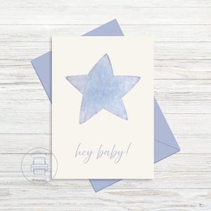Babyshowerkaart met blauwe ster direct downloaden | Esthetische babyshowerwenskaart voor babyjongens
