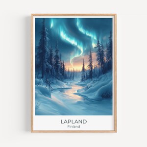 Lappland Reise Poster | Nordlichter Kunst | Lappland Poster Print | Gelassene nordische Kunst | Wanddekoration | Farbe: Aurora Borealis Schimmer