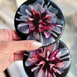 Round Floral Resin Coasters 2 pc- Black Drink Mats for Desktop-Decorative Resin Accents- Functional Flower Decor- Interior Accents for Home