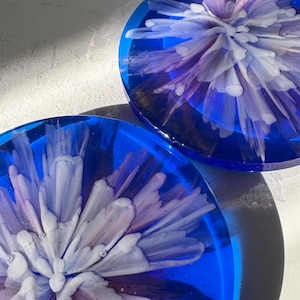 Blue Round Flower Coasters Set, Bloom Resin Contemporary Home Decor, Sapphire Blue Coaster- France cottage decor