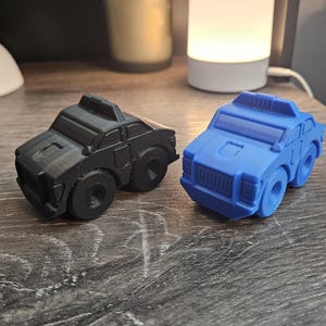Giocattolo auto della polizia stampato in 3D – Veicolo di soccorso per bambini – Ottimi regali di Natale