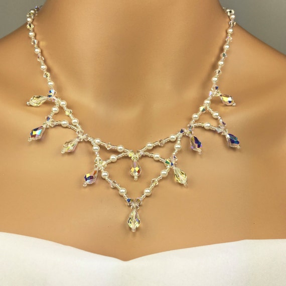 How To Pick The Right Necklace that Perfectly Complements Your Neckline |  WeddingBazaar