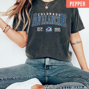 Comfort Colors® Colorado Avalanche Hockey T-shirt, Colorado Hockey Fan T-Shirt, Vintage Colorado Avalanche Tshirt, Retro Colorado Ice Hockey