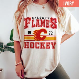 Comfort Colors® Calgary Flames Hockey T-shirt, Calgary Flames Ice Hockey T-Shirt, Flames  Ice Hockey Shirt, Calgary Flames Fan Gift