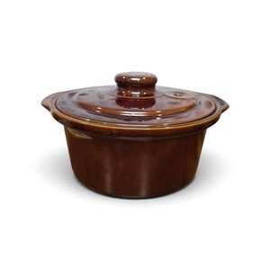 Vintage Unmarked USA Brown Stoneware 4 Qt Bean Pot with Vented Lid | Excellent Condition Heavy Retro Ceramic Casserole Crock | Large Country